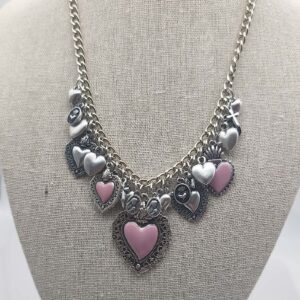 collier sacré rose