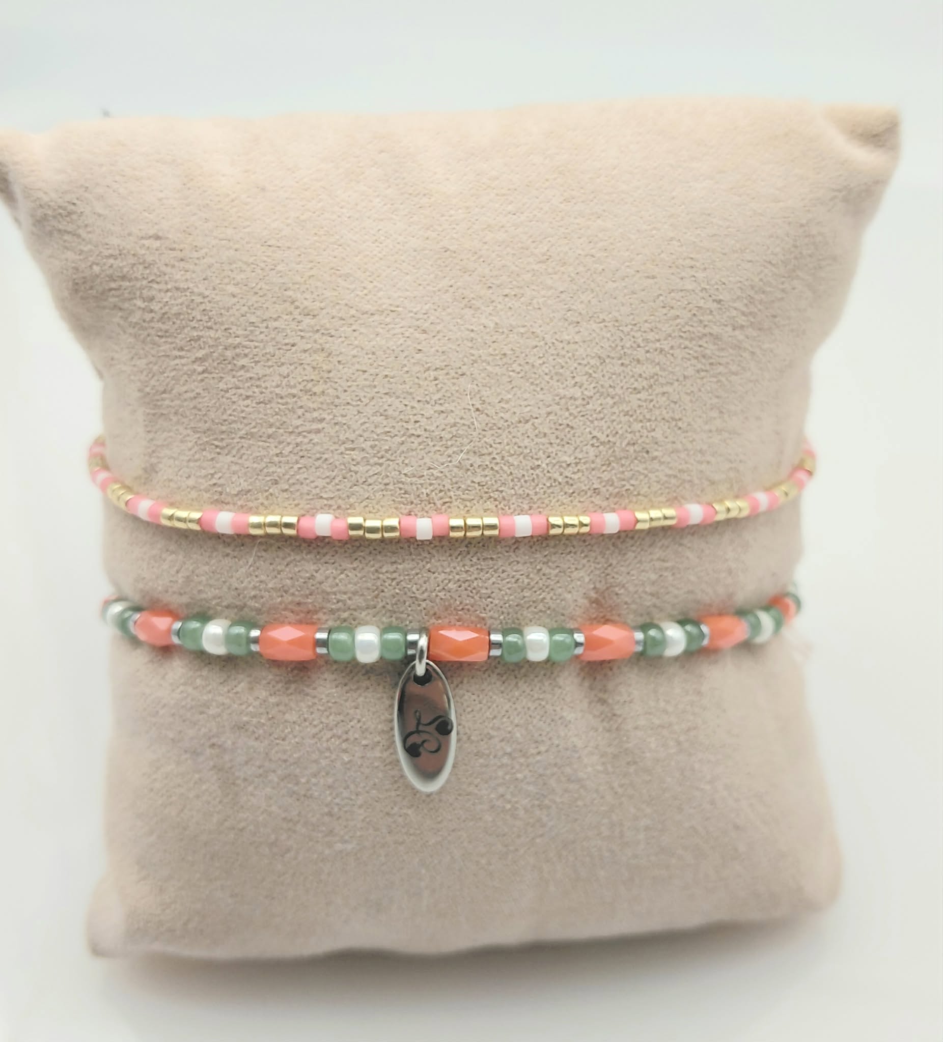 duo de bracelets rosy (copie) duo de bracelets rosy (copie)