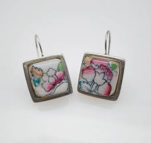 boucles pivoine (copie) boucles pivoine (copie)