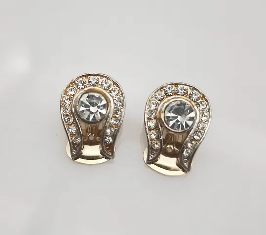 boucles clips victoria (copie) boucles clips victoria (copie)